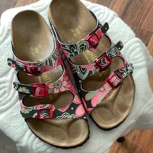 Really cute Birkenstock sandals